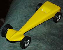 pinewood derby photo - yellow car